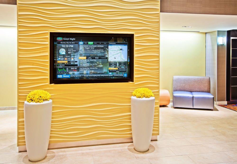 Courtyard Chicago Midway Airport Hotel Bedford Park Exterior photo